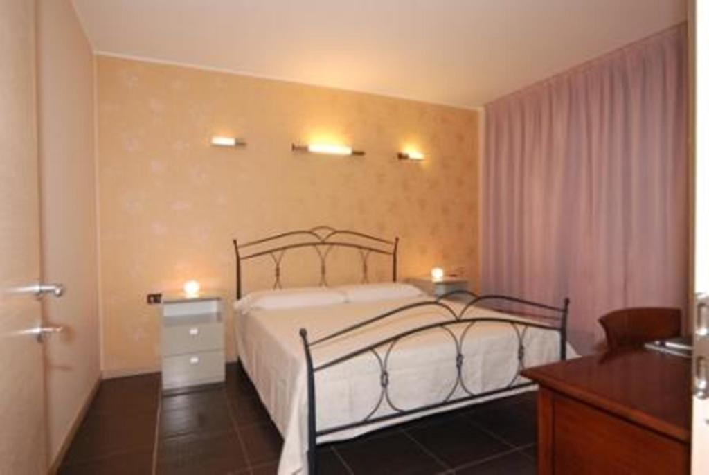 Residence & Suites Solaf Bonate di Sopra Bilik gambar